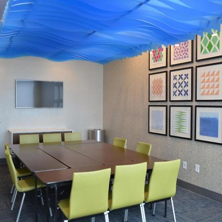 Holiday Inn Express & Suites - Charlotte Ne - University Area By Ihg Екстер'єр фото