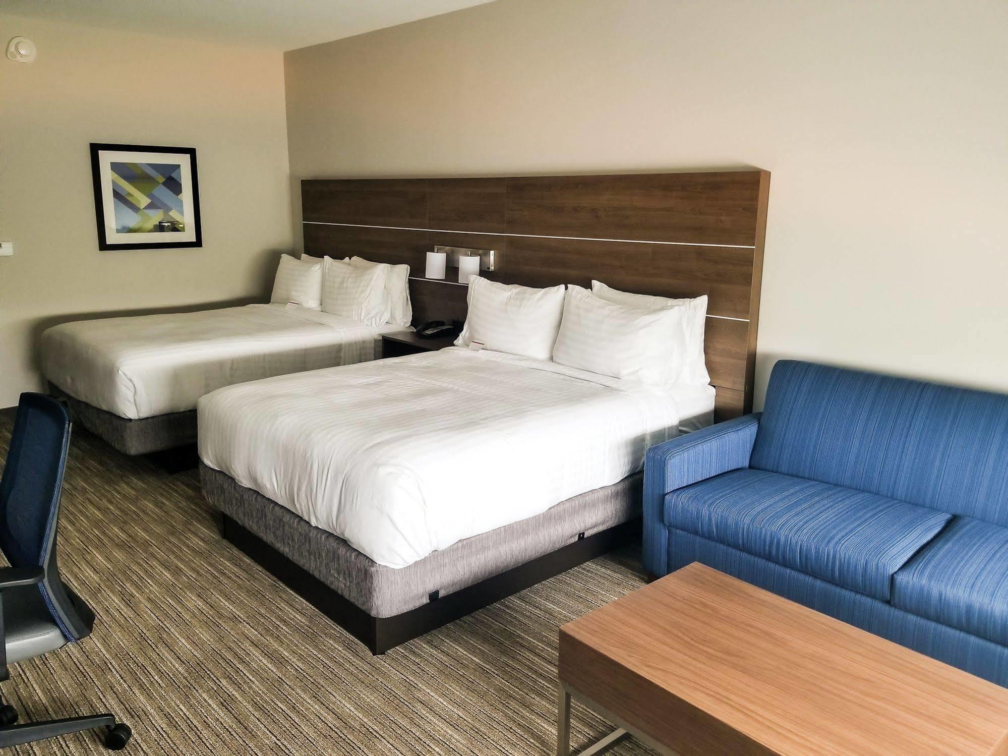 Holiday Inn Express & Suites - Charlotte Ne - University Area By Ihg Екстер'єр фото