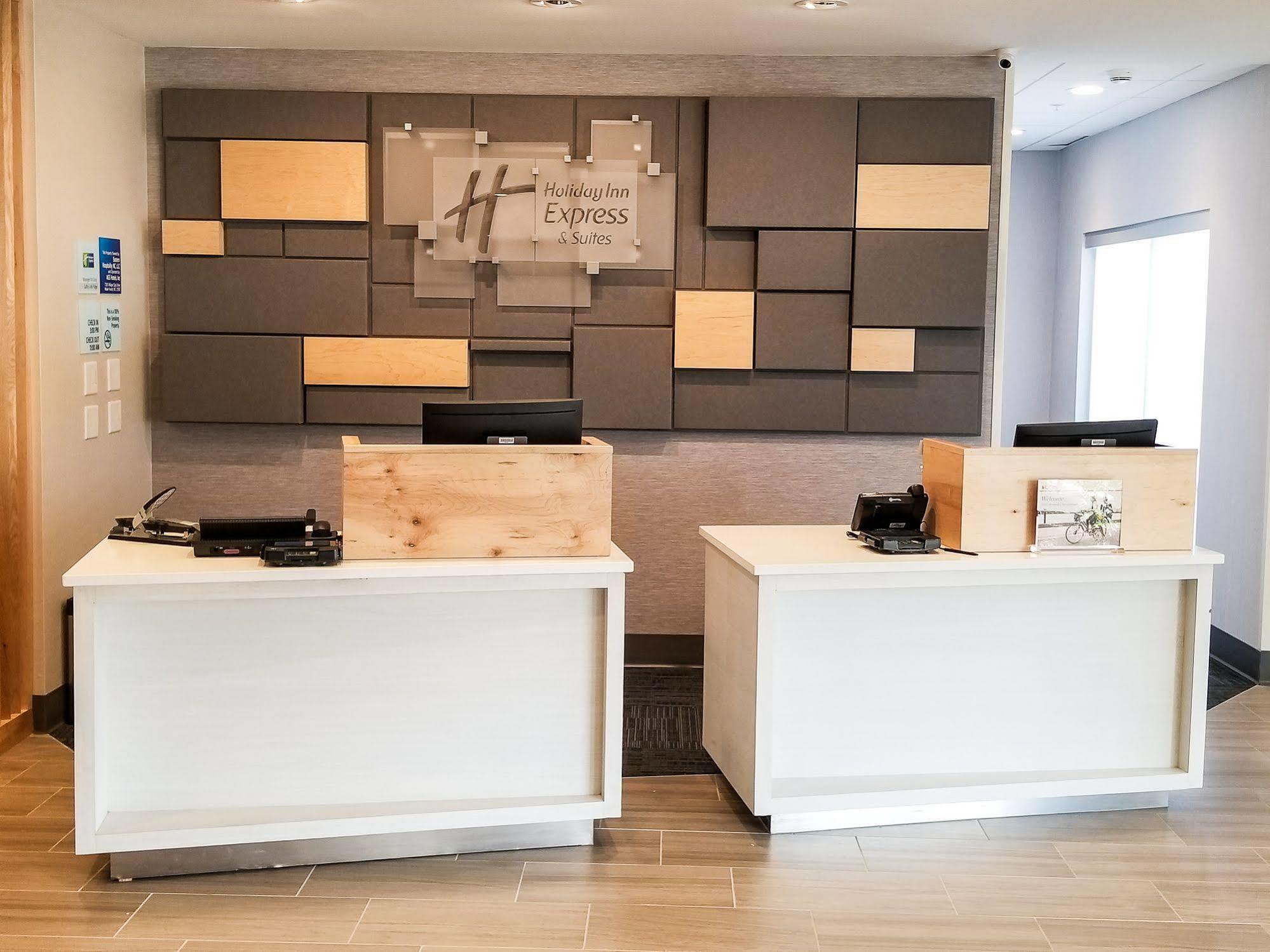 Holiday Inn Express & Suites - Charlotte Ne - University Area By Ihg Екстер'єр фото