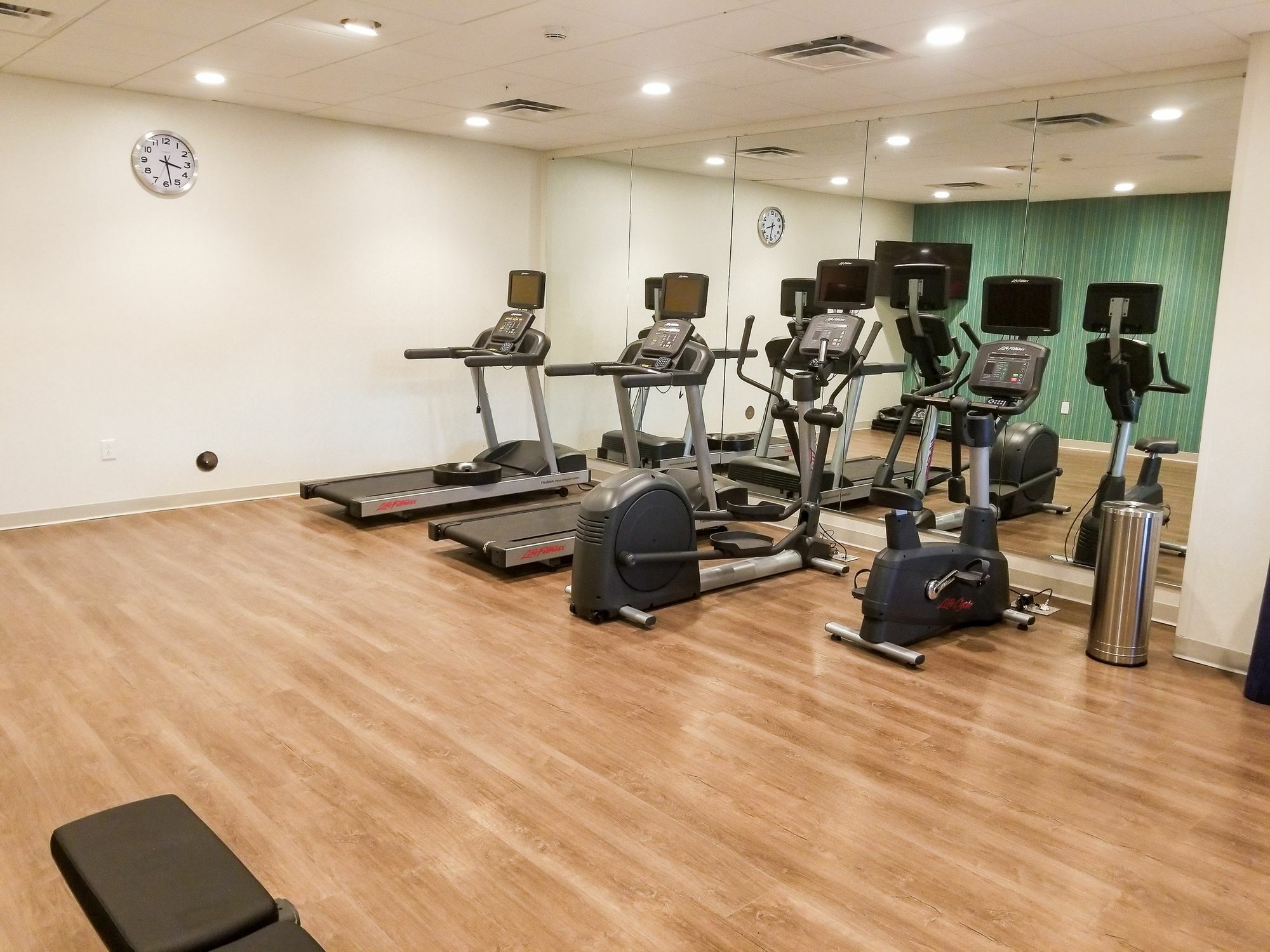 Holiday Inn Express & Suites - Charlotte Ne - University Area By Ihg Екстер'єр фото