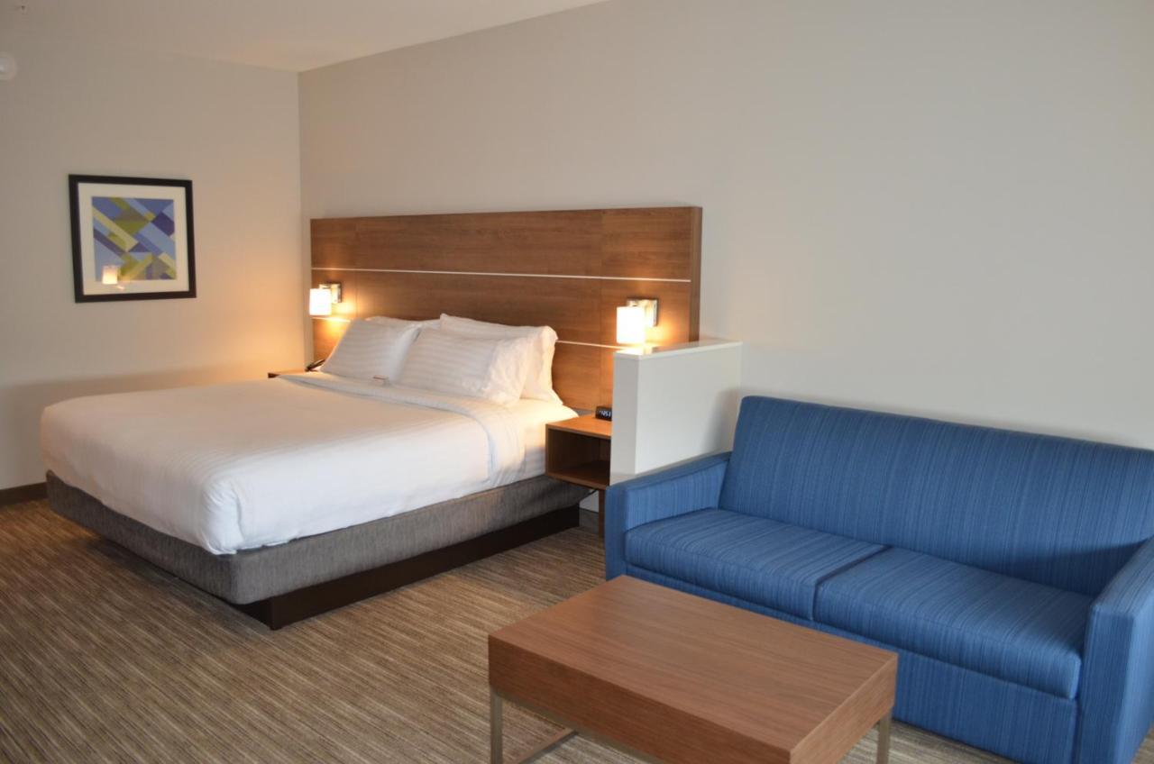 Holiday Inn Express & Suites - Charlotte Ne - University Area By Ihg Екстер'єр фото