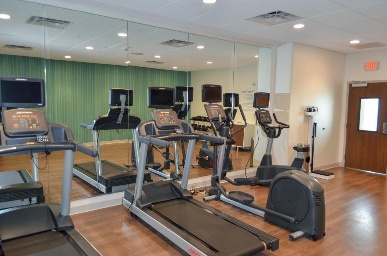 Holiday Inn Express & Suites - Charlotte Ne - University Area By Ihg Екстер'єр фото