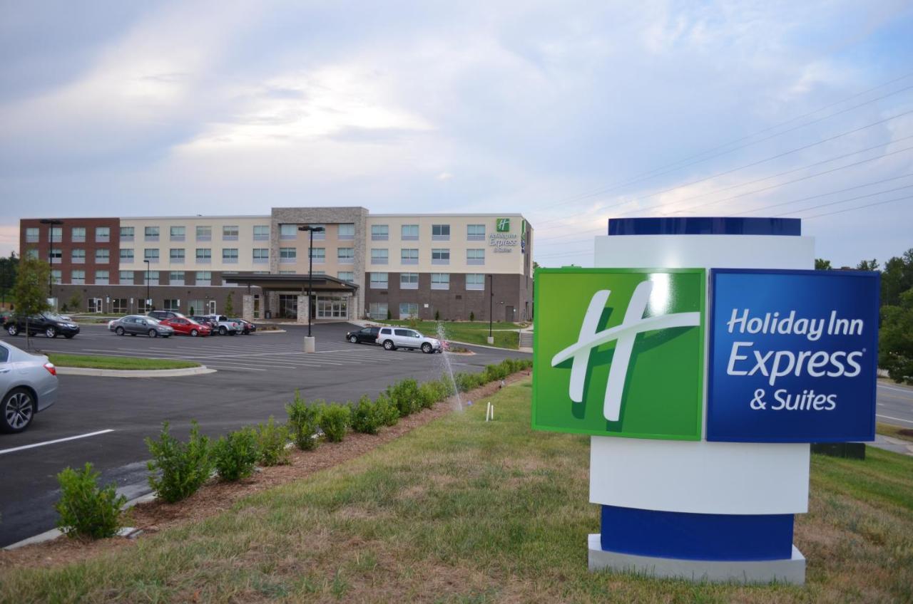 Holiday Inn Express & Suites - Charlotte Ne - University Area By Ihg Екстер'єр фото